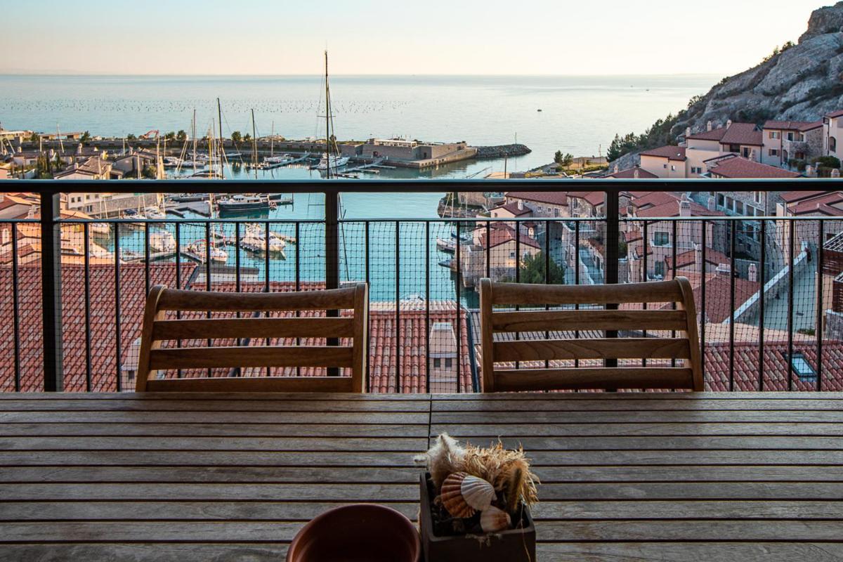 Portopiccolo Avolare Apartments In Borgo 시스티아나 객실 사진