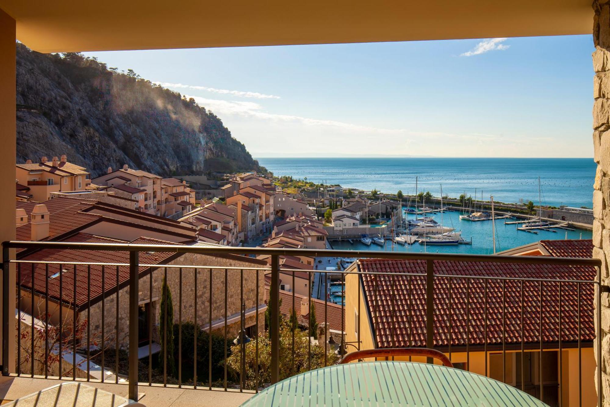 Portopiccolo Avolare Apartments In Borgo 시스티아나 객실 사진